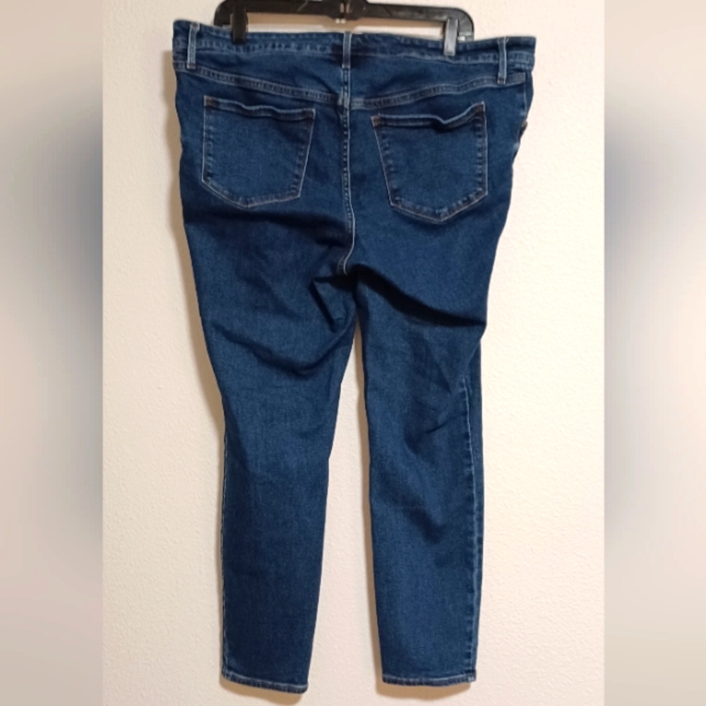 Old Navy women's maternity Rockstar skinny jeans - Picture 5 of 8